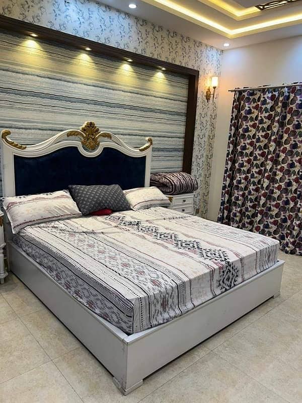 Ten Marla Furnished House in Bahria Town Lahore 5