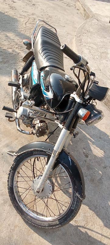 Safari 70cc 2011 model Jhelum num 6