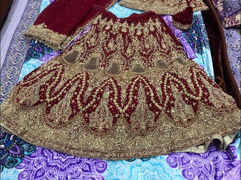 Bridal lehnga / Bridal dress / Wedding wear / Barat lehnga for sale 1