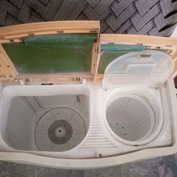 Brand New Condition Kenwood Washing Machine for urgent sale 4