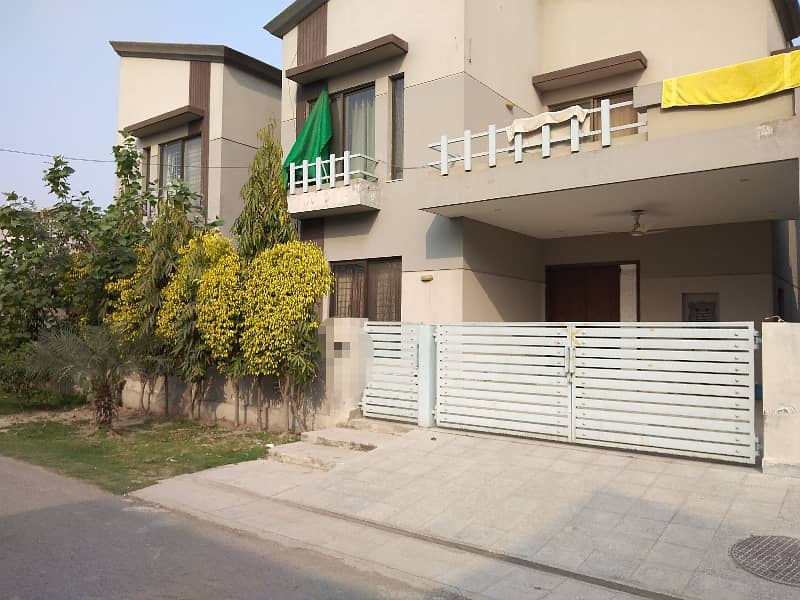 10 Marla Spacious House Is Available In Divine Gardens For Sale 2