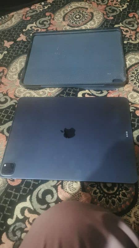 Apple Ipad pro (Whatsapp 03471639470) 0