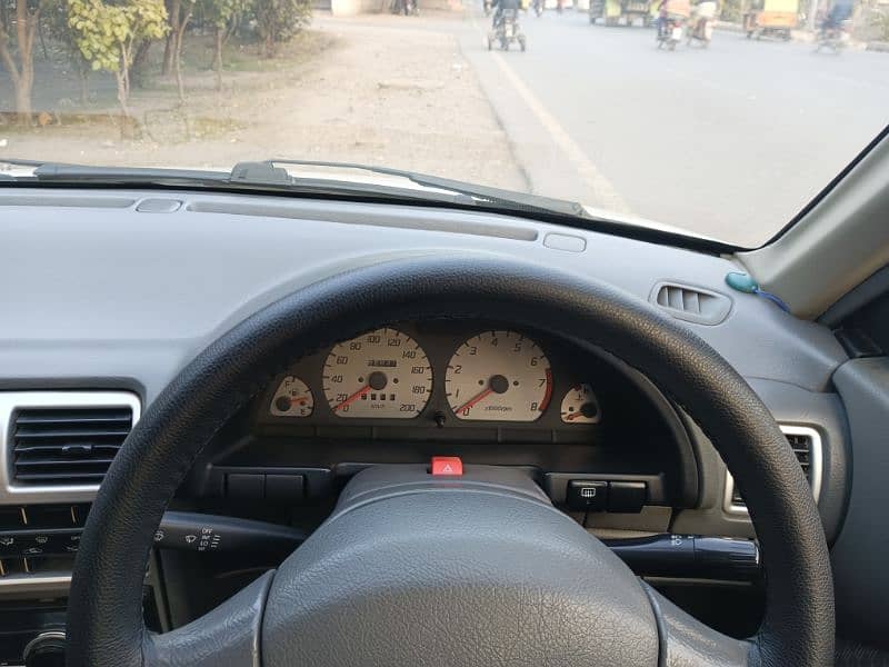 Suzuki Cultus VXR 2016 10