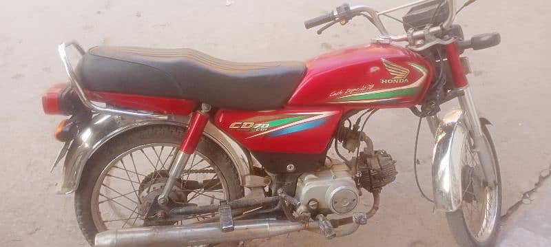 HONDA CD70 2