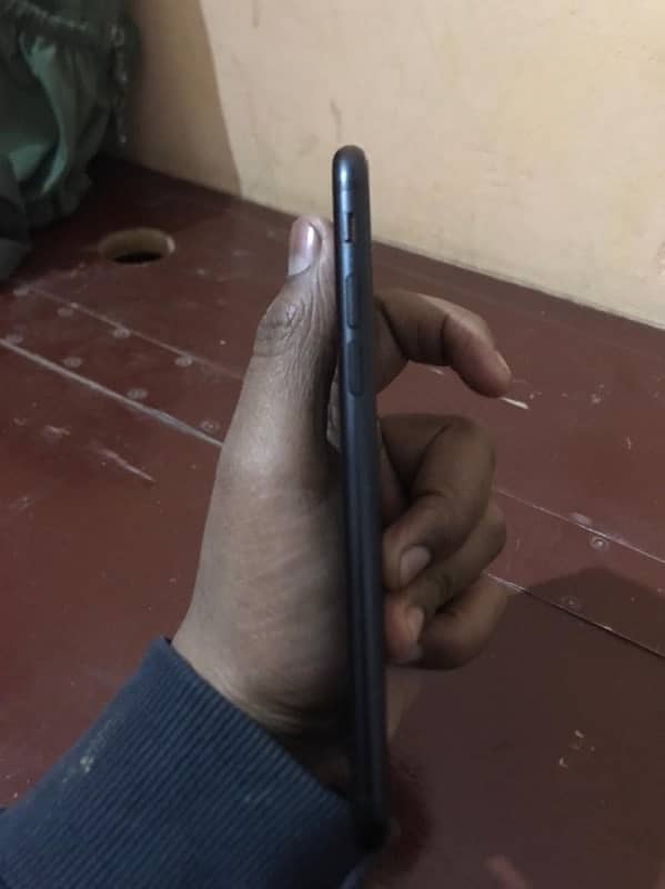 iPhone 7 32 gb non pta 2