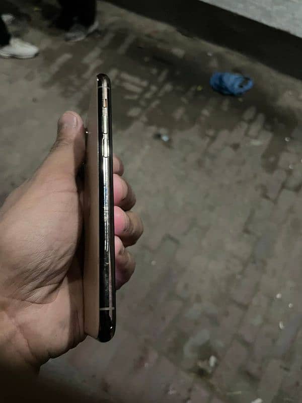 iphone 11 pro 64 gb non pta 5