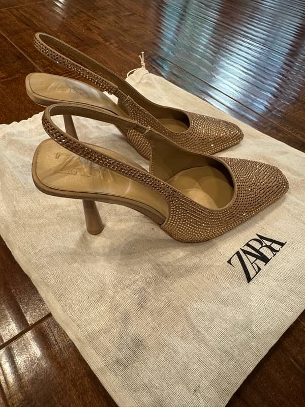 Zara heels nude diamanté size 38 0