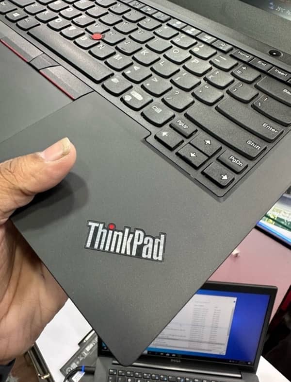 Lenovo thinkpad T480s | Core i5-8th gen | 8/256 SSD | Laptop 3