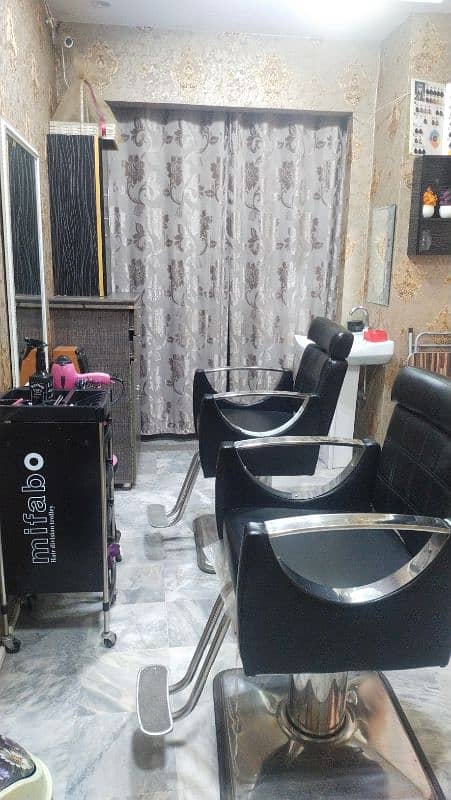 salon for sale 6