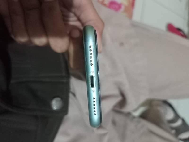 iPhone 11 non active Jv 64gb 2