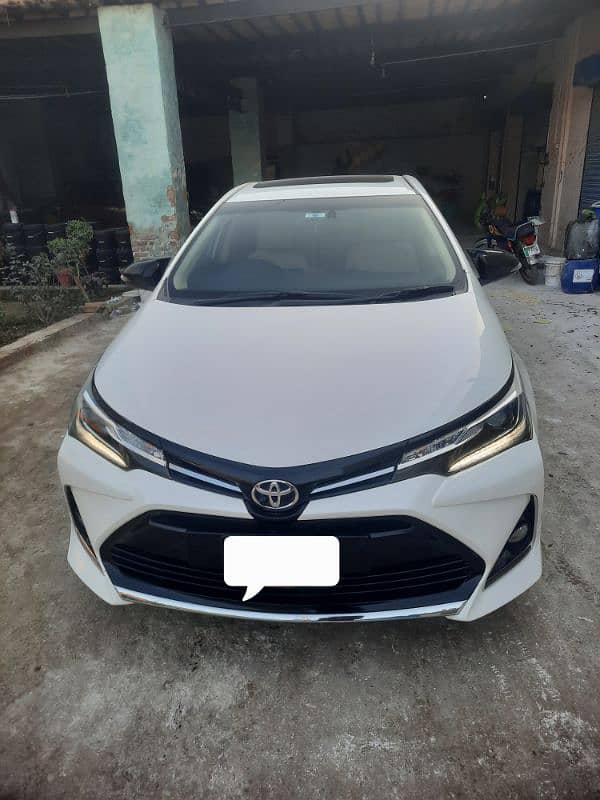 Toyota Altis Grande 2018 0