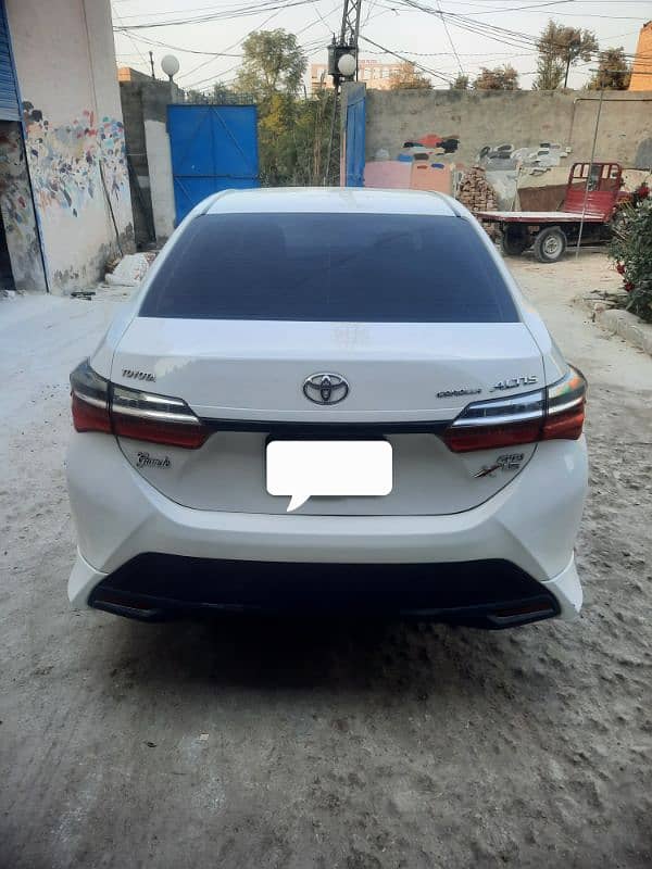 Toyota Altis Grande 2018 1