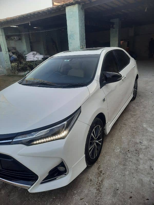 Toyota Altis Grande 2018 6