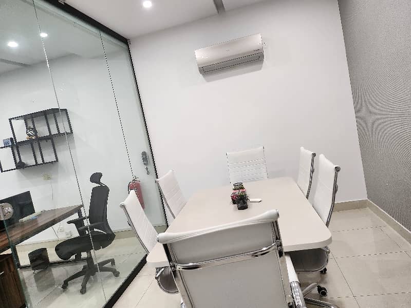 8 MARLA FULLY FURNISHED OFFICE FOR RENT 11