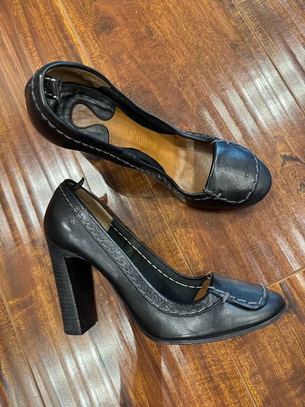 Designer brand CHLOE heels size 39 0