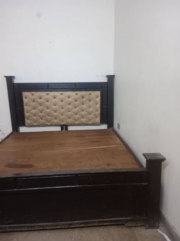 Wooden Bed in very reasonable price 1