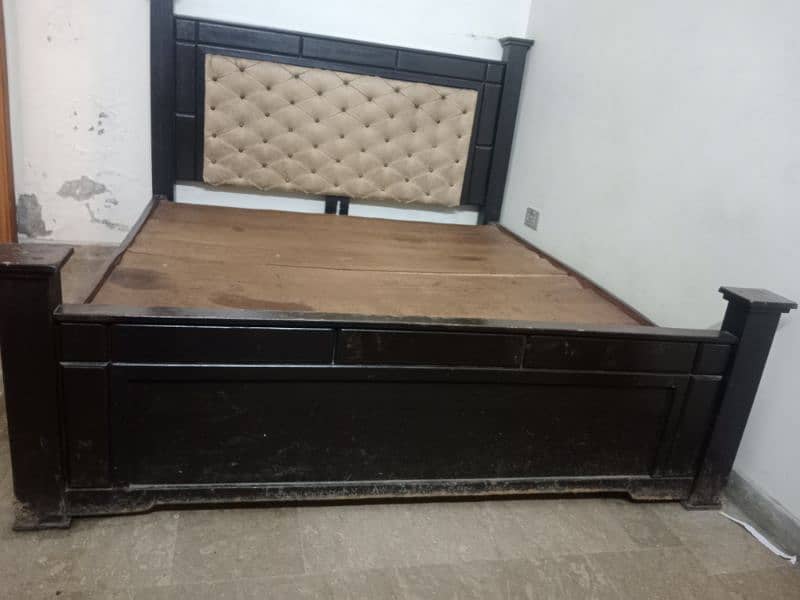 Wooden Bed in very reasonable price 6