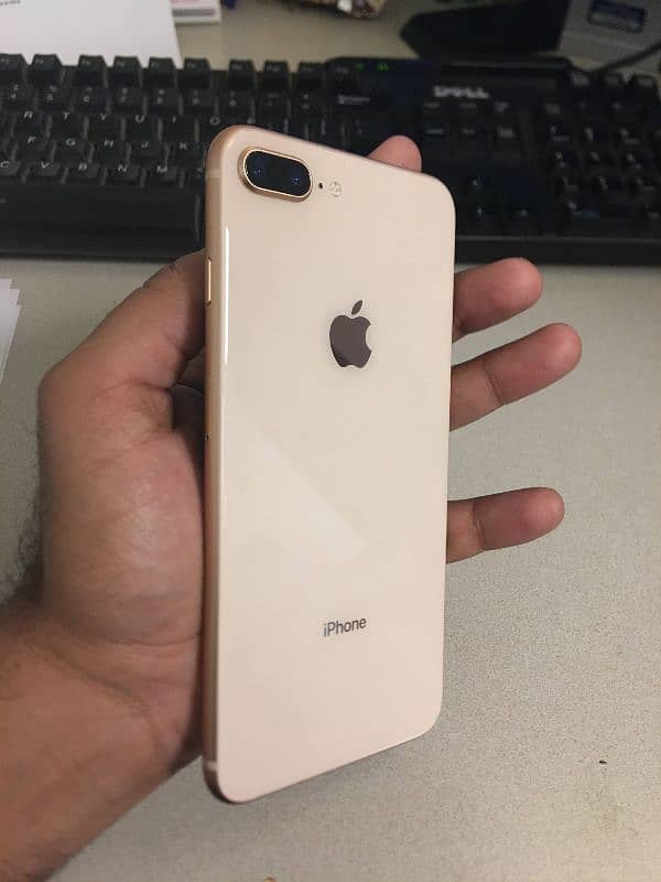 Apple iphone 8plus, 10/10, Box wala phone he kit nhi he, 100% Geniune 1