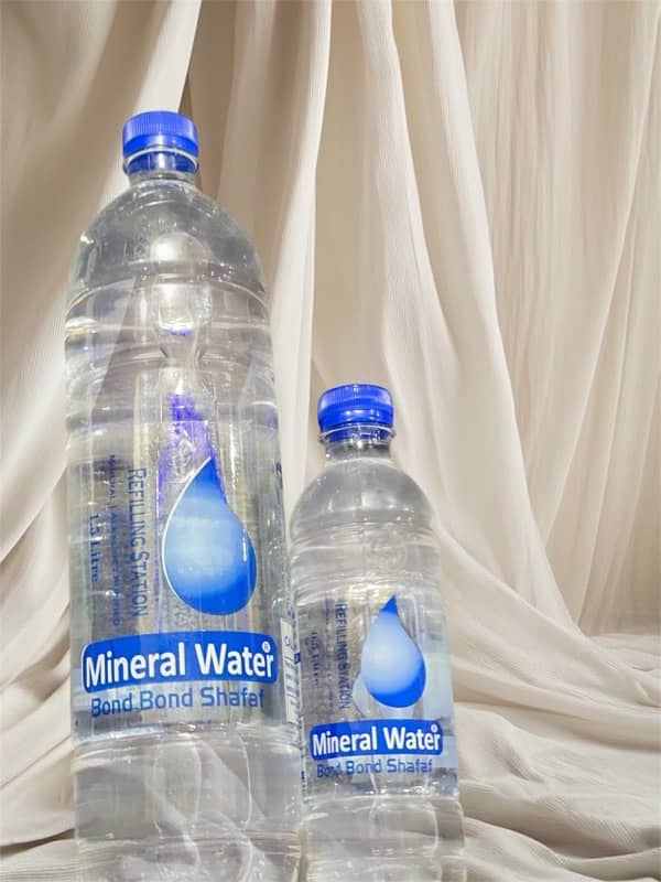 First time in pakistan 19 litres , 500 ml and 1.5 litres minera water 9