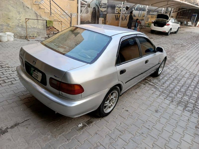 Honda Civic EXi 1995 (dolphin) 6