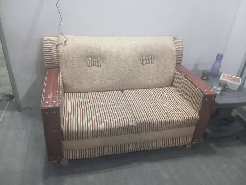 5 Seater Sofa 1