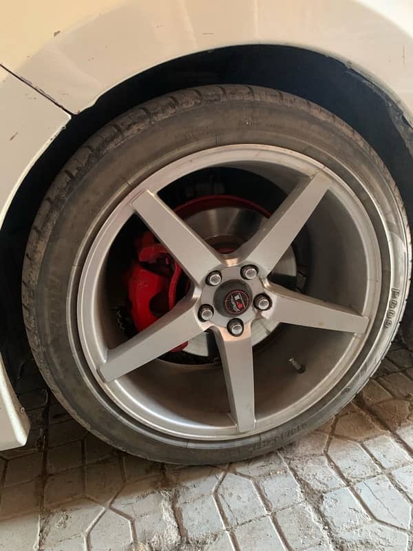 17 Inch with tyres 100 pcd used ik rim ka clr utra ha bs 2