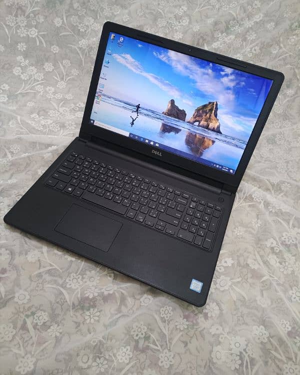 Dell 8th Generation C-i3 8GB DDR4 RAM 128GB m2 NEw Conditions LapTop|| 5