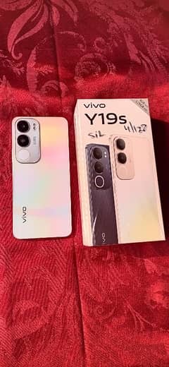 vivo y19s New brand phon. ram 4gb room 128gb camra 50mp