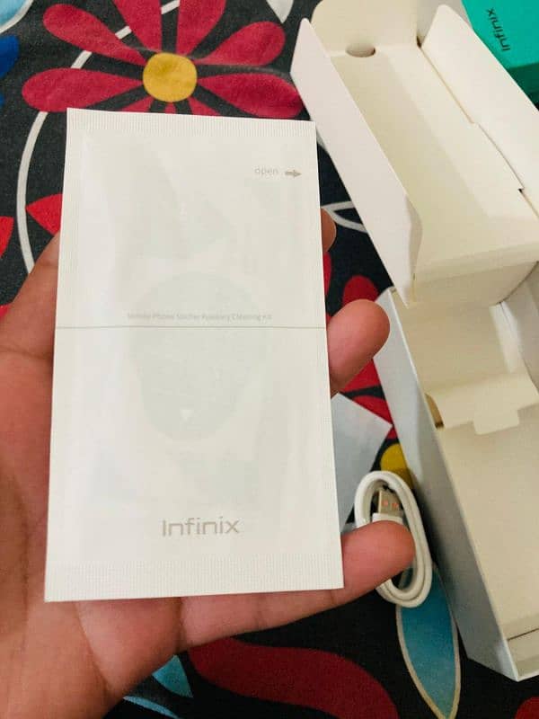 Infinix Note 30 7