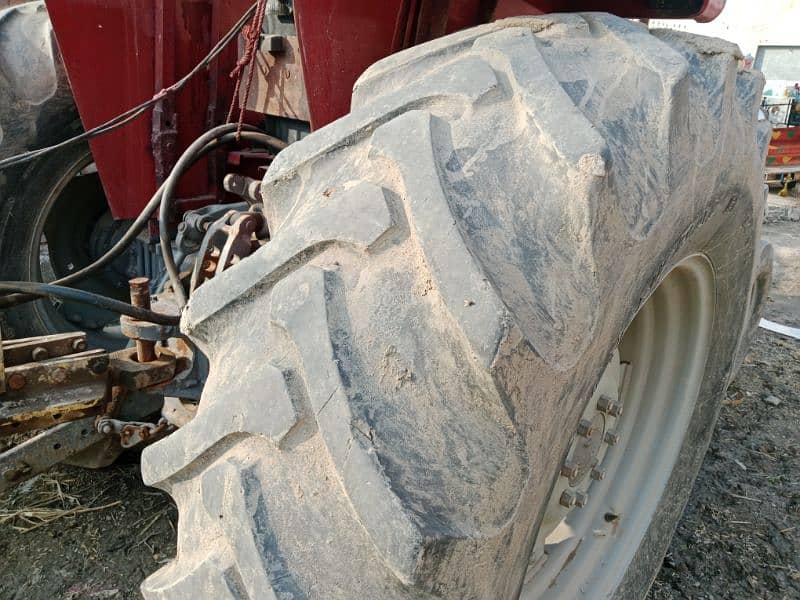 Massey Ferguson 375 10