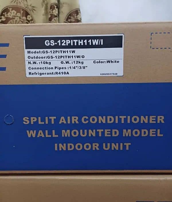 BRAND NEW 1 TON GREE INVERTER AC BOX PACK 1