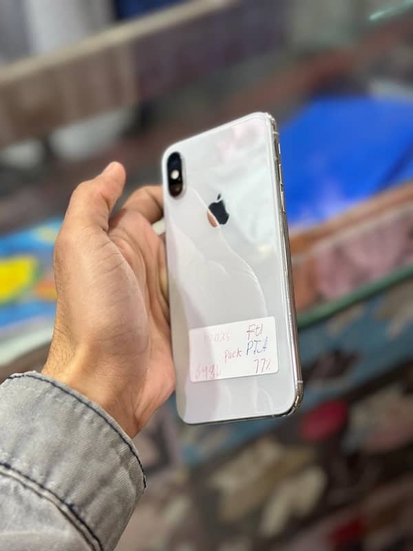 iPhone Xs pta approved 0