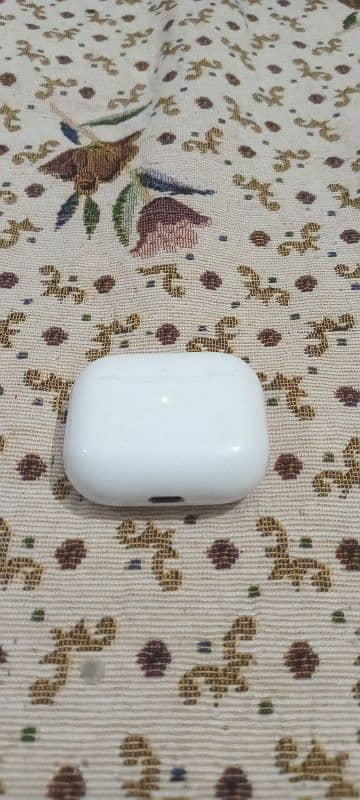 apple air pods pro 2 gen2 cop. y came from germany  price full n final 0