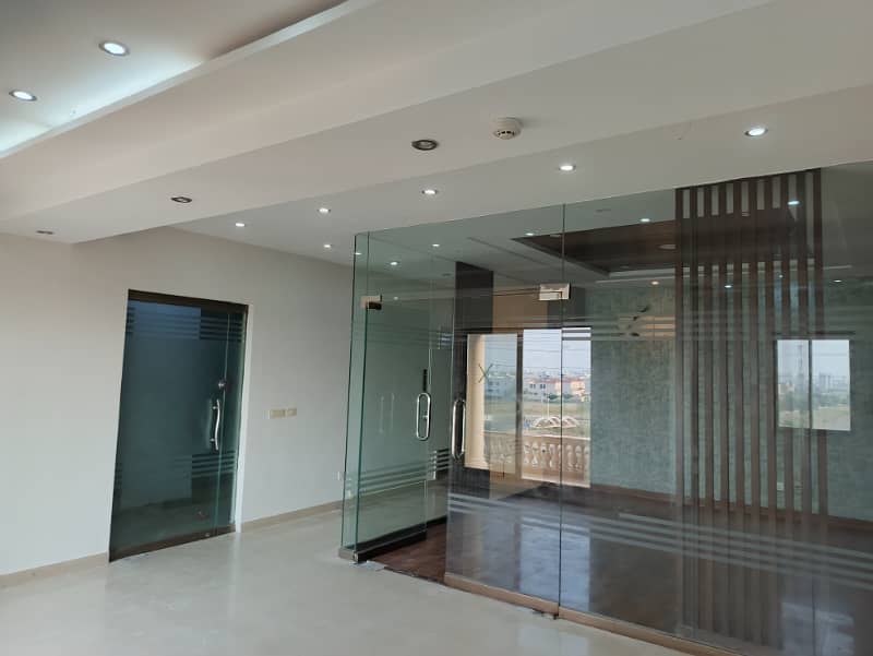 4 Marla 2nd Floor Office With Elevator For Rent In DHA Phase 6 Main Boulevard, Lahore. 5