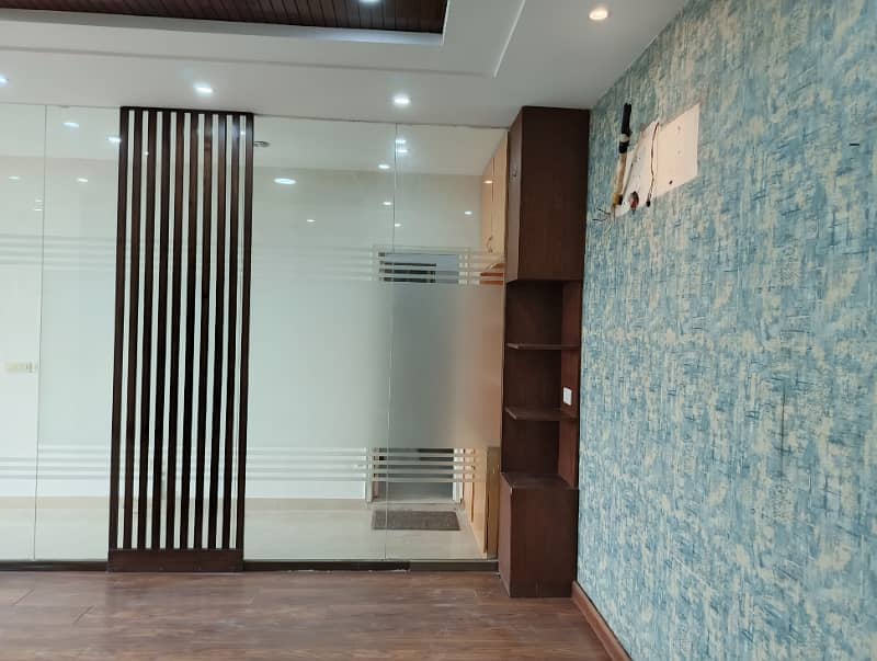 4 Marla 2nd Floor Office With Elevator For Rent In DHA Phase 6 Main Boulevard, Lahore. 10