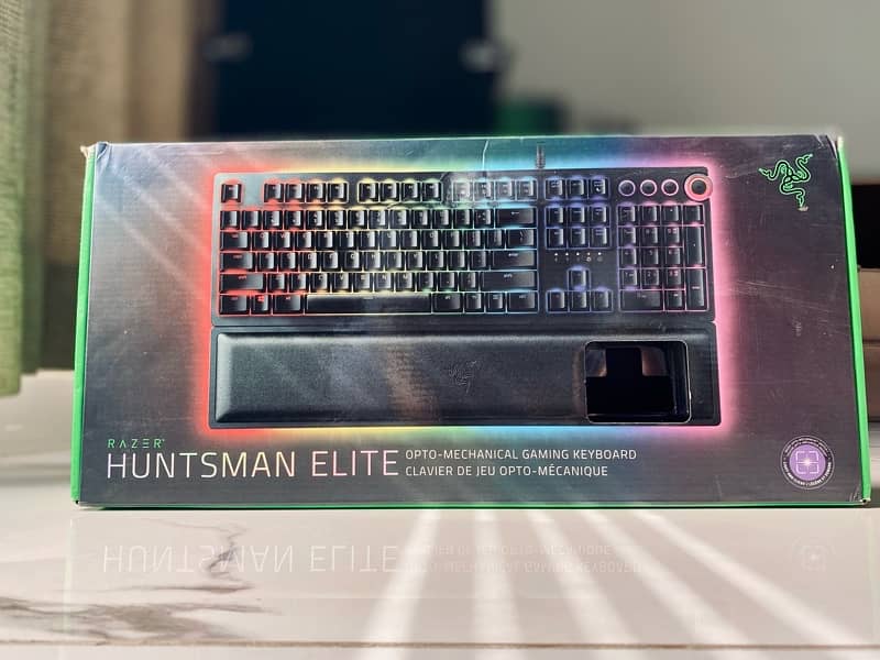 Razer Huntsman Elite RGB wired Gaming KEYBOARD 0