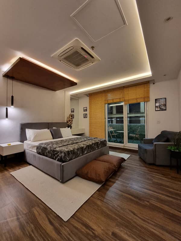 One bed room with sunet view At Gold Crest Mall On Daily basis 0