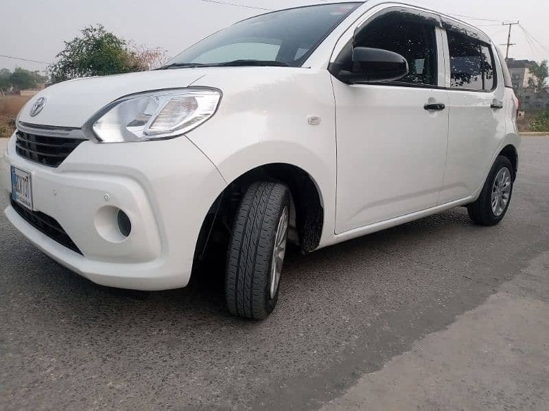 Toyota Passo 2019/2023 b2b orgnal like brand new 7