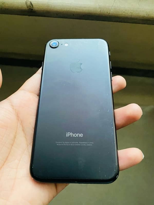 Iphone 7 PTA Approved 1