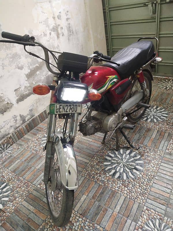 Road Prince Bike/Motorcycle 10/10 Condition 2010 Model 0