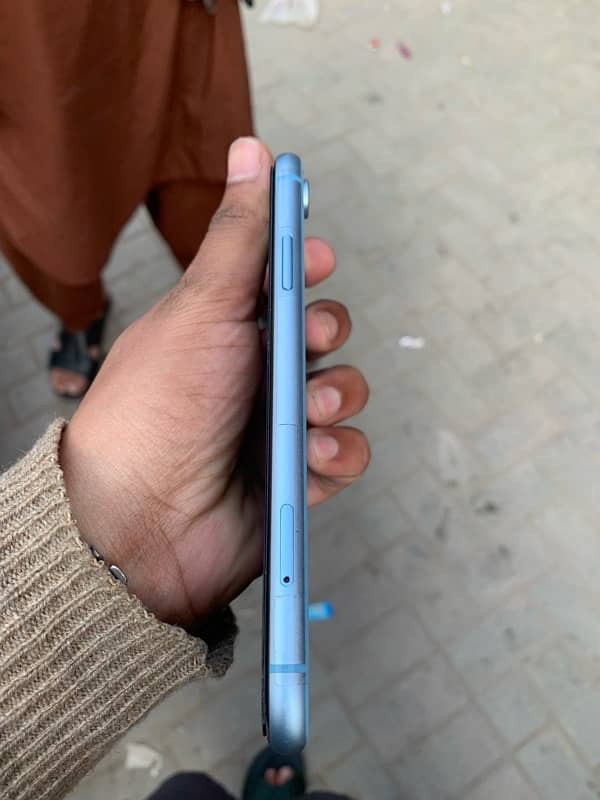 iphone xr pta approved 5