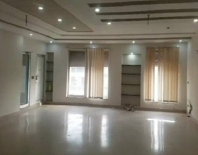 4 Marla 3rd Floor Office With Elevator For Rent In DHA Phase 5,Block CCA, Lahore. 4