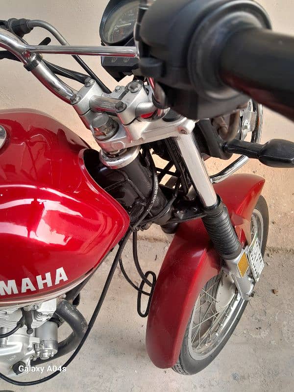 Yamaha yb 125 z 10