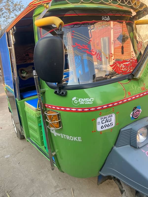 AUTO RIKSHA CNG+ Petrol 5