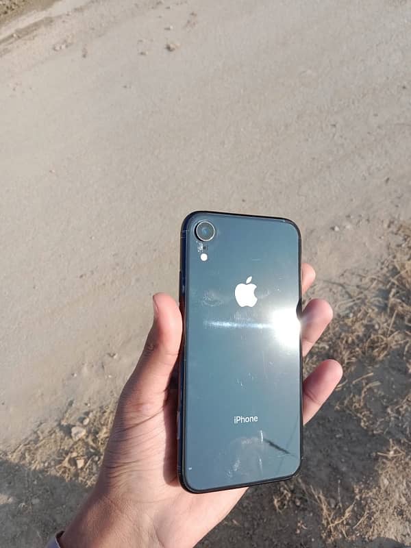 IPHONE XR 0