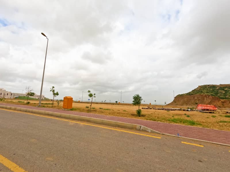 75 SQ YARDS PLOT FOR SALE Bahria Green | Bahria Green in Bahria Town Karachi 1