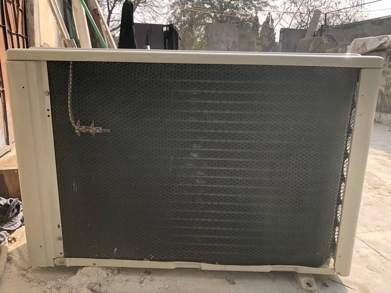 dawlence inverter ac very good condition 1