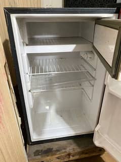 dawlance refrigerator