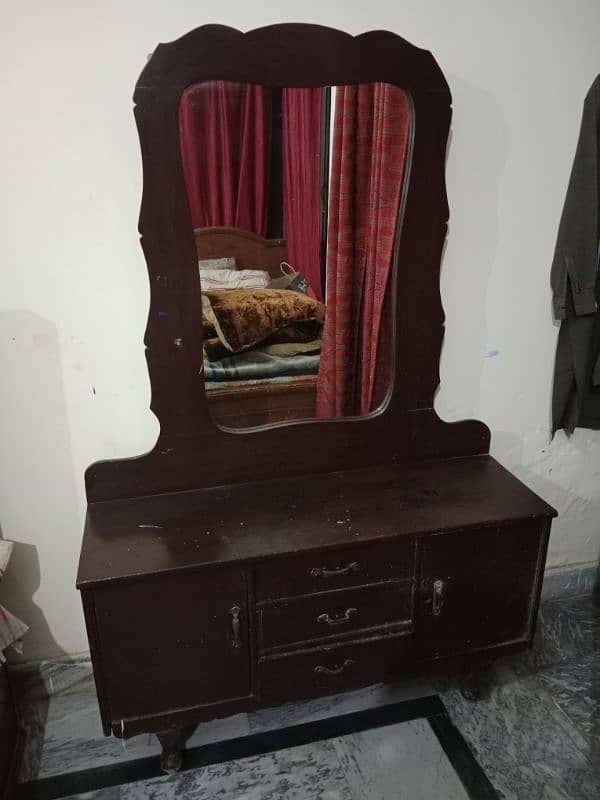 Queen Size Bed With Dressing Table 6