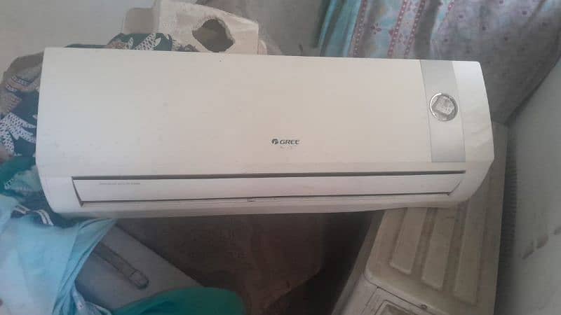 1 ton ac gree non inverter 0